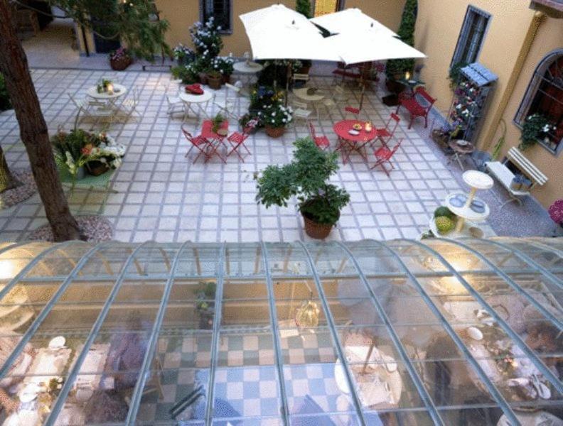 Albergo Residence Perosi トルトーナ エクステリア 写真